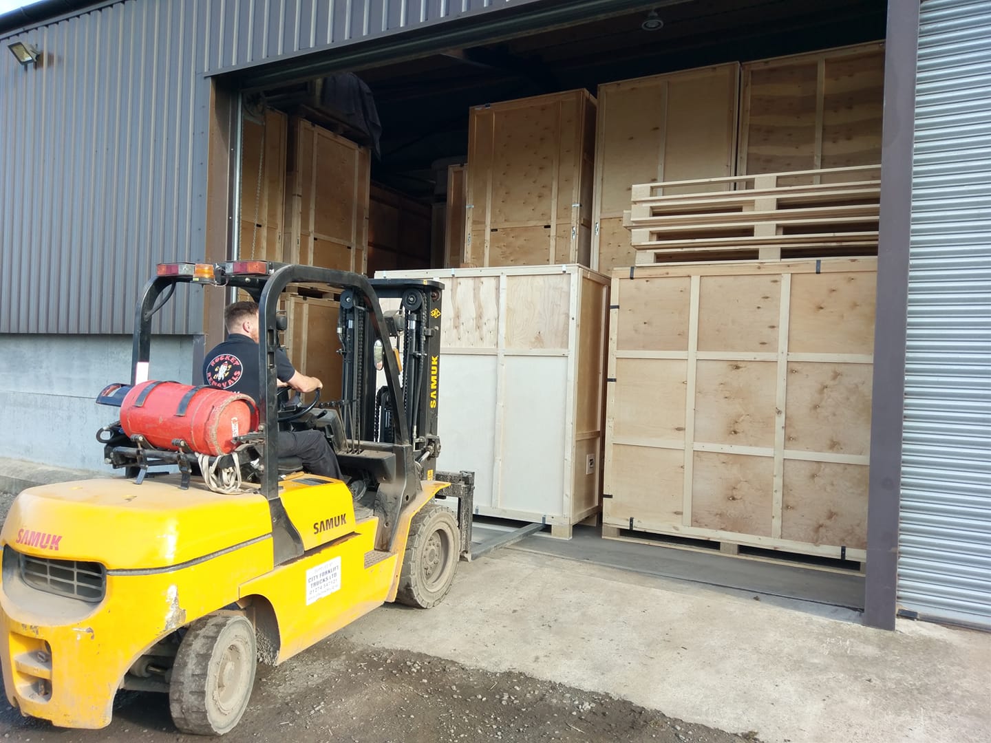 forklifting ripon storage